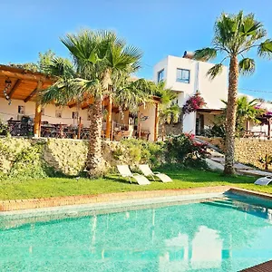 bb-la-nava-suites.es-andalucia.com/